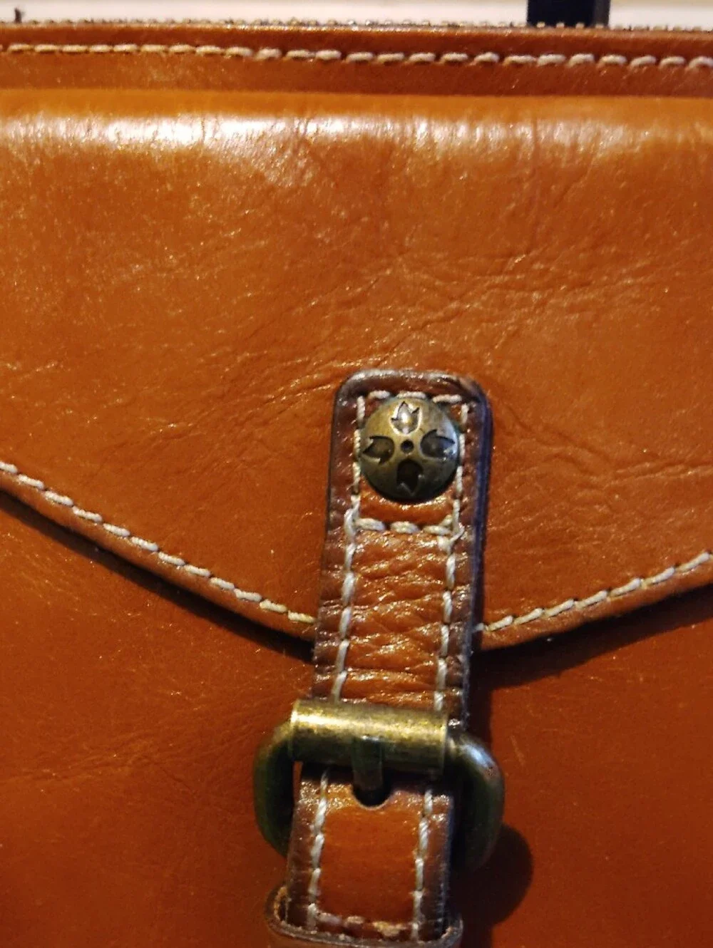 Classic Brown Leather Crossbody Bag - Patricia Nash